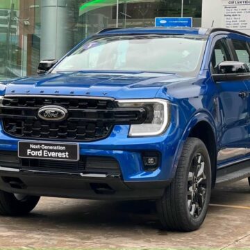 So Sánh Phiên Bản Ford Everest Sport Và Ambiente