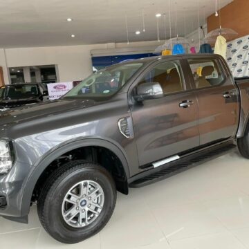 Ford Ranger XLS 2.0L 2024 Màu Xám