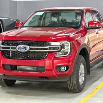 Ford Ranger XLS Màu Đỏ 2025